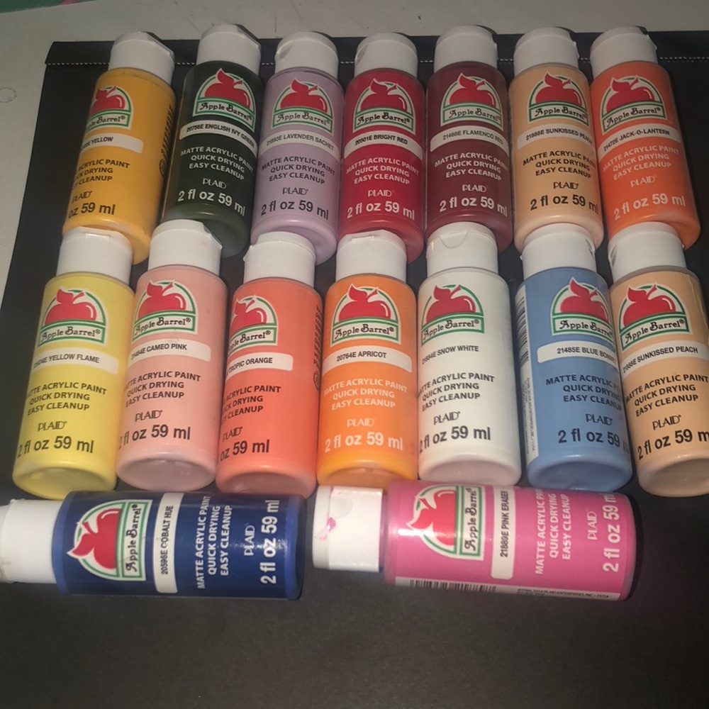 Acrylic paint🌻